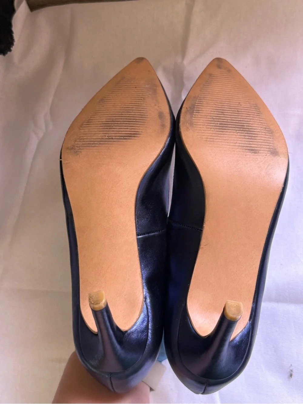 Classic Pointed-Toe High Heels in Navy